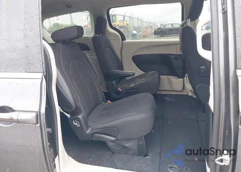 2022 Chrysler Voyager Lx из США, поврежденный, VIN 2C4RC1CG4NR229873